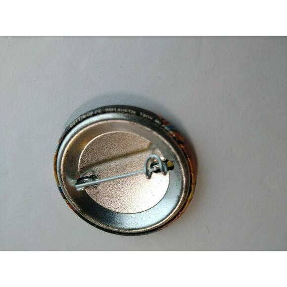 Wasp Band Vintage 1986 Badge Button Pin Pinback Heavy Metal Hard Rock Licensed - Picture 4 of 4